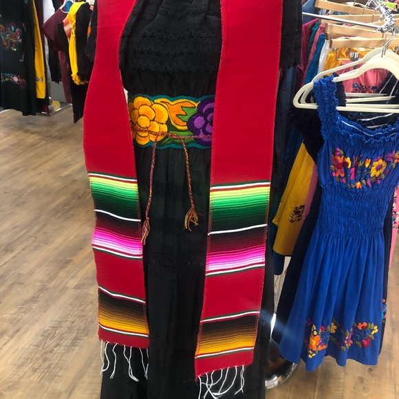 Mexican Serape Stole Graduation Sash Scarf Red - Picture 4 of 4